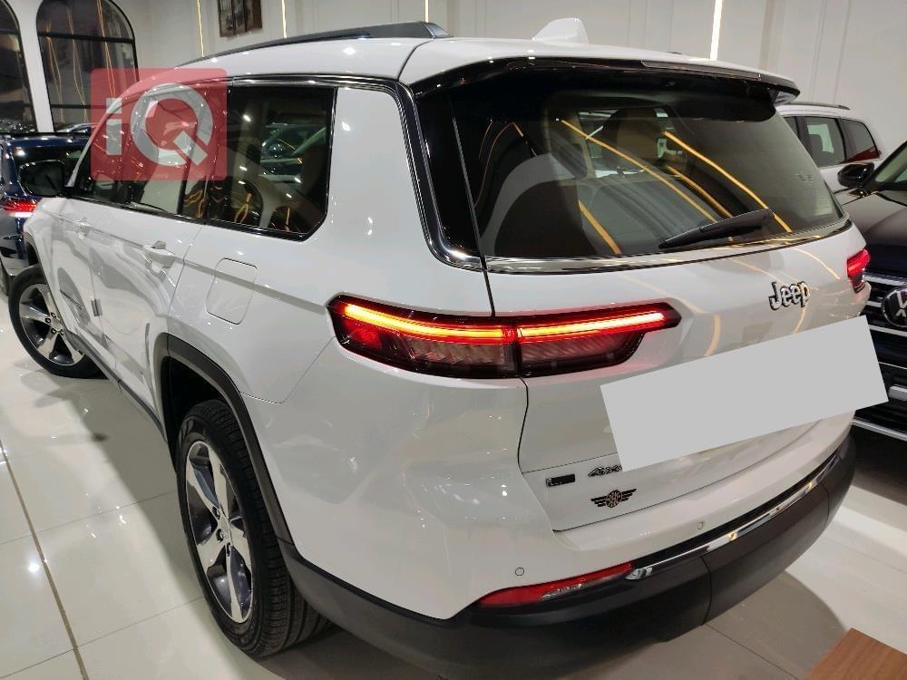 Jeep Grand Cherokee L